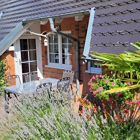 شقة Apartmenthaus Storchennest *